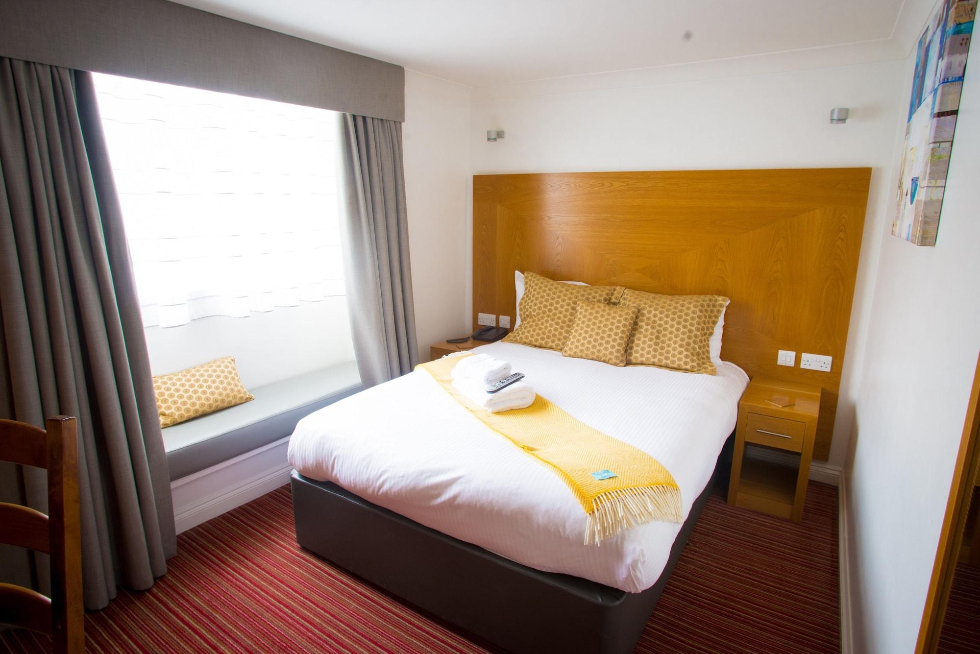 Mannings Hotel Труро Екстер'єр фото