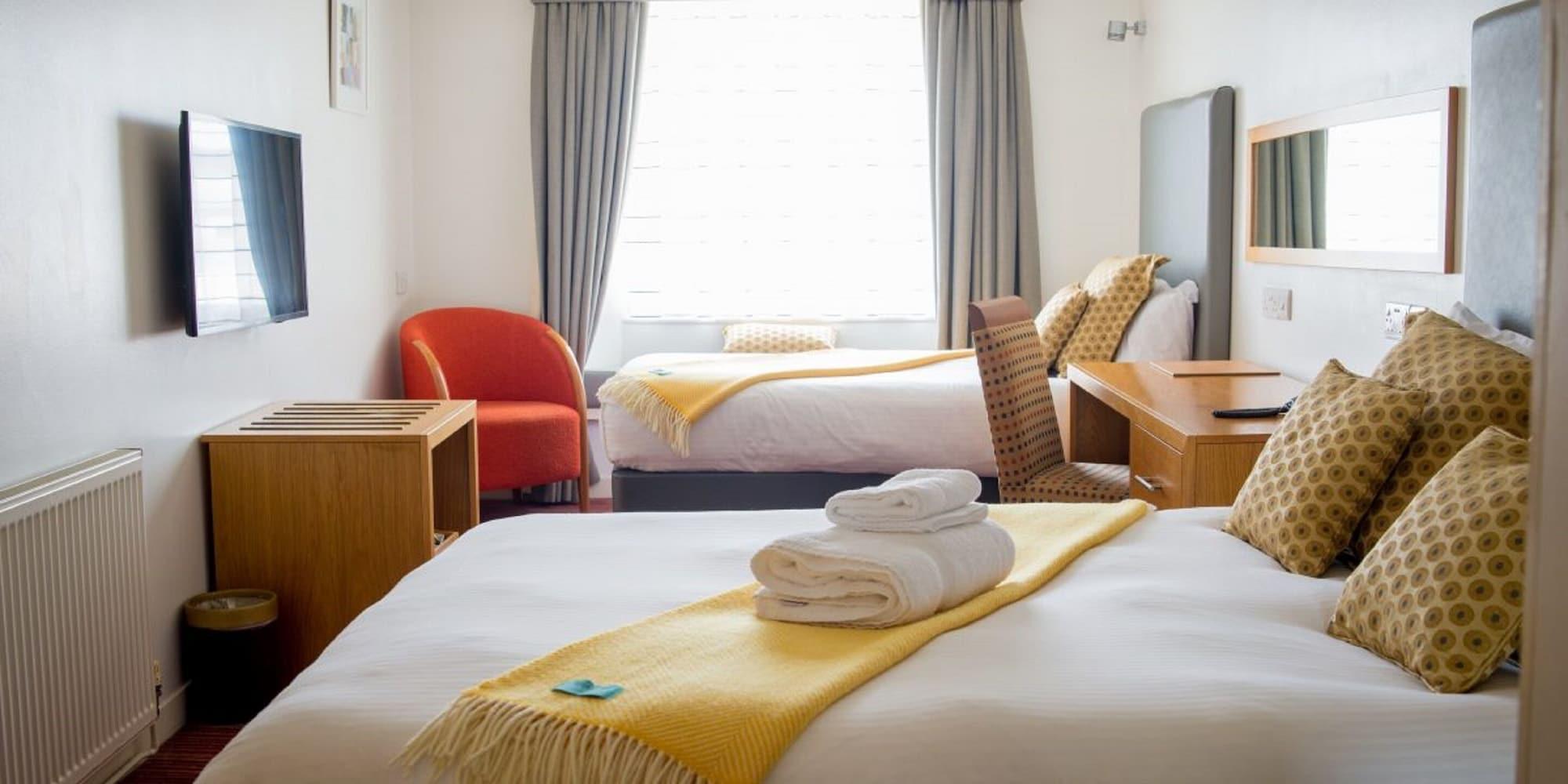 Mannings Hotel Труро Екстер'єр фото