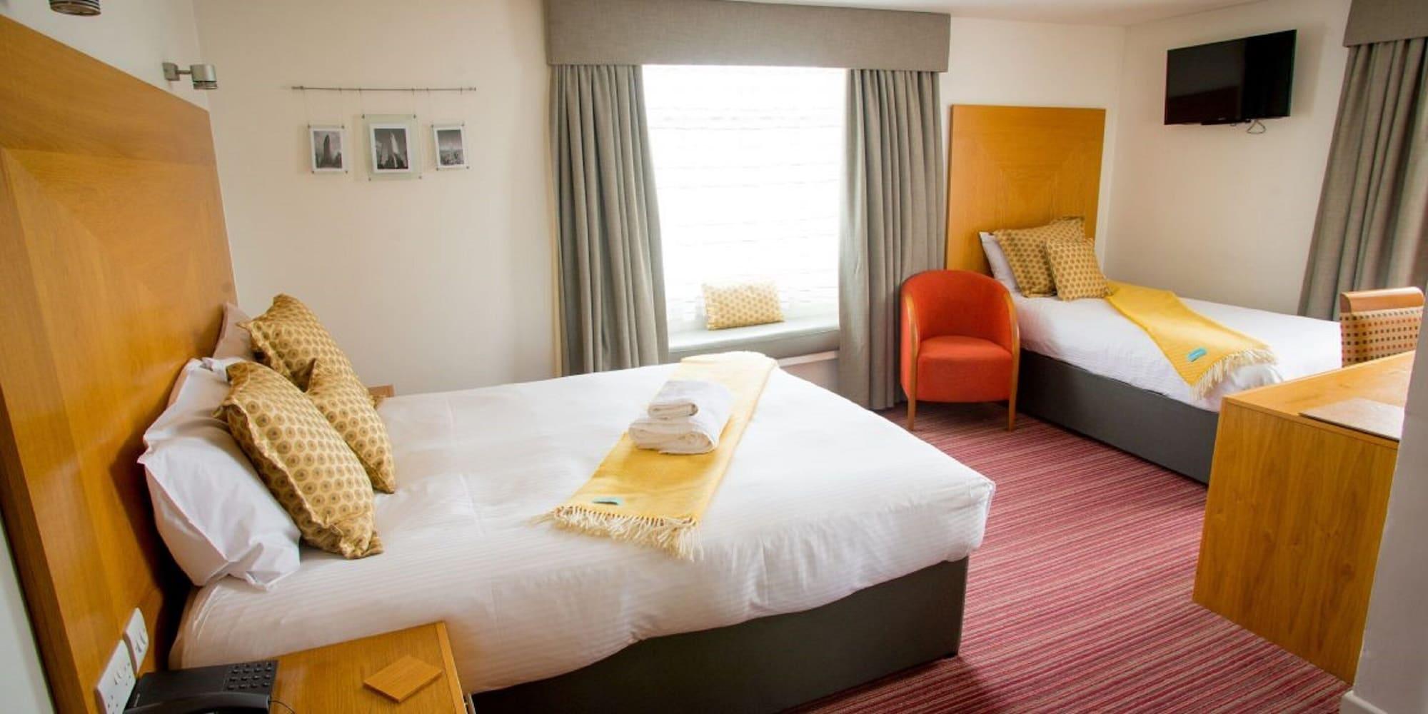 Mannings Hotel Труро Екстер'єр фото